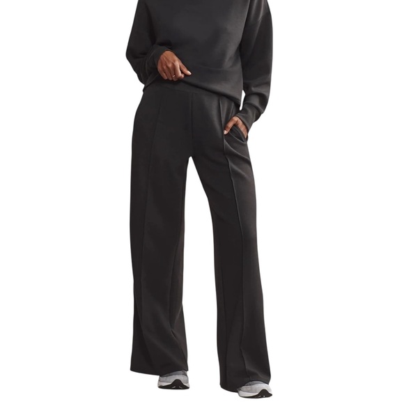 RHONE Pants - Rhone DreamGlow Wide Leg Trousers Women’s Sz XS Gray/Black Solid Pintuck Pants